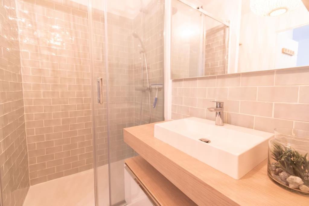 Le Cocon-T2-40M2-Centre Ville 10Min Disney Bussy-Saint-Georges Esterno foto