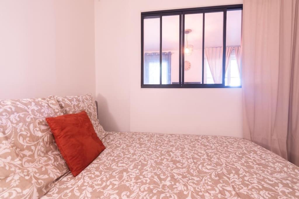 Le Cocon-T2-40M2-Centre Ville 10Min Disney Bussy-Saint-Georges Esterno foto